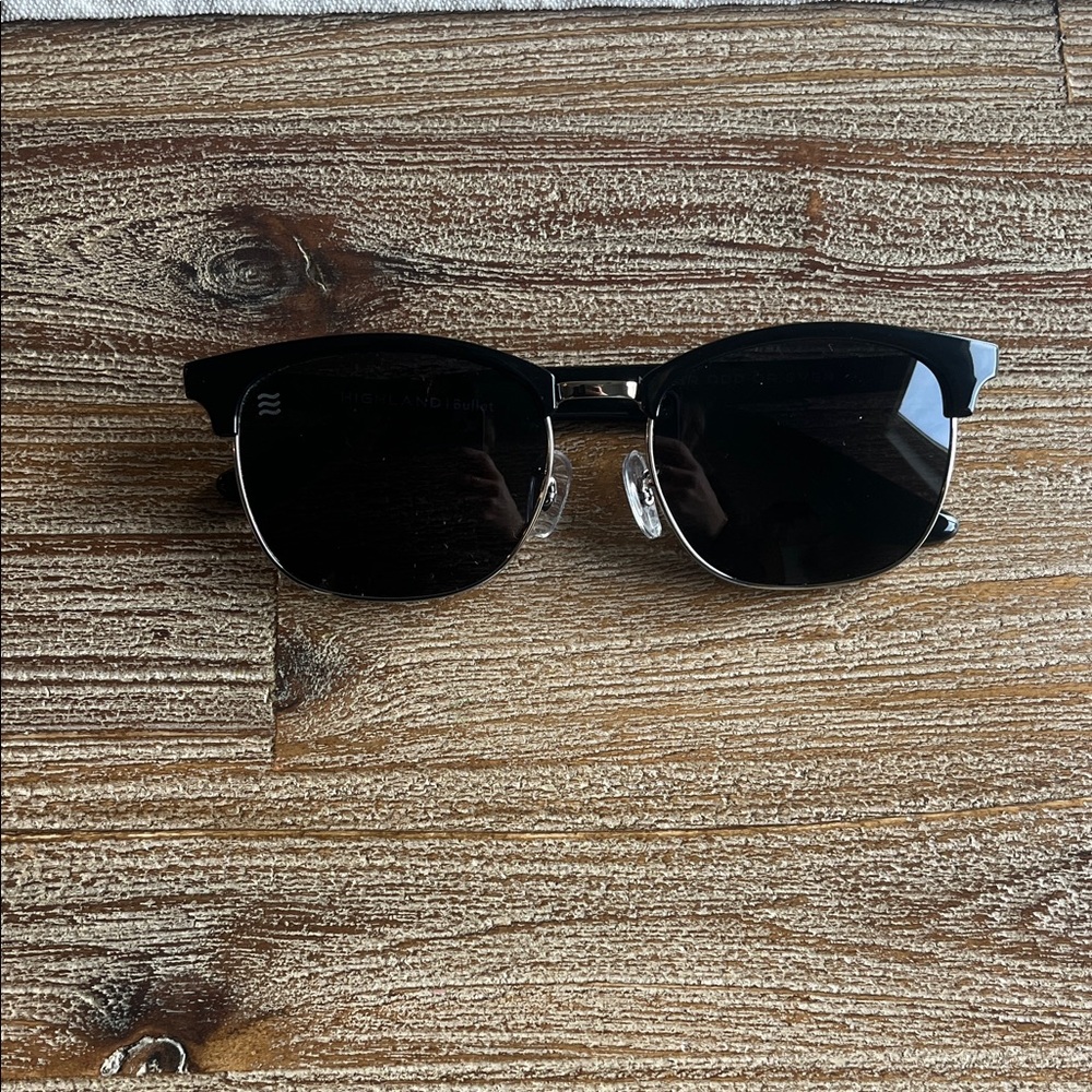 Neven Highland Bullet Black Frame Sunglasses